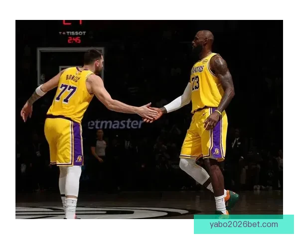 名记曝詹姆斯离开湖人后候选下家 勇士骑士尼克斯有望成新东家